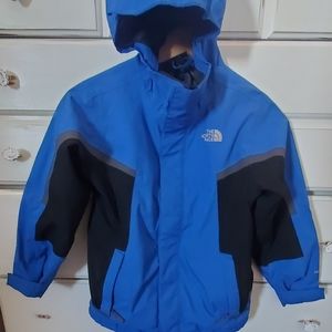 TNF BOYS RESOLVE RAIN JACKET 7/8